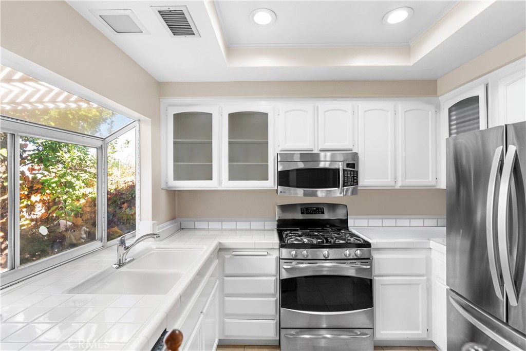 MLS #SR25260565 image #6