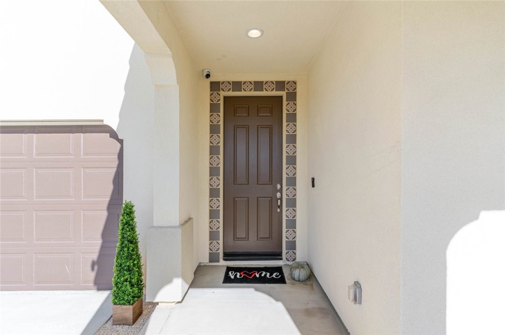 MLS #SR25260582 image #1