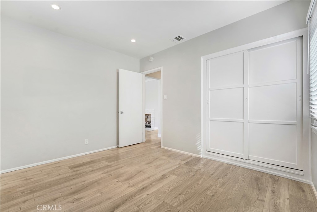 MLS #SR25260595 image #11