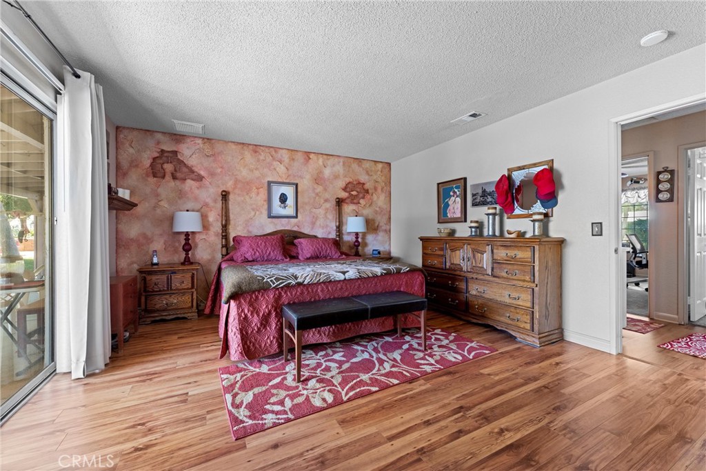 MLS #SR25260608 image #12