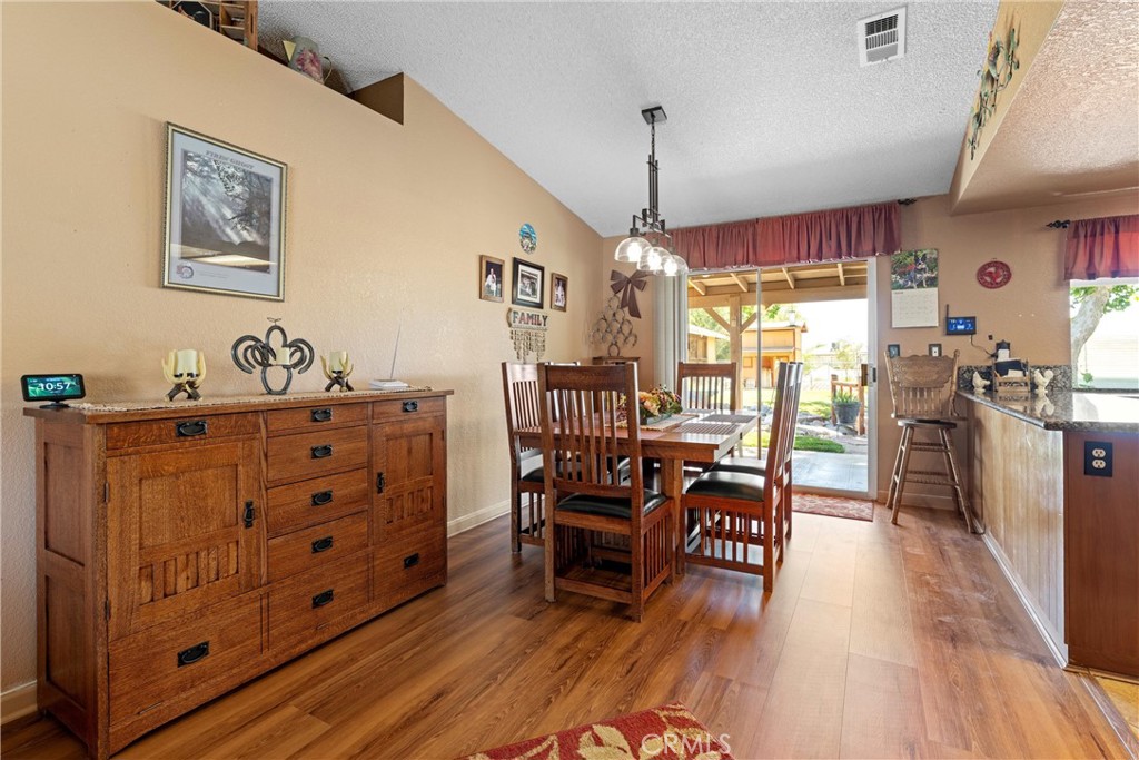 MLS #SR25260608 image #4