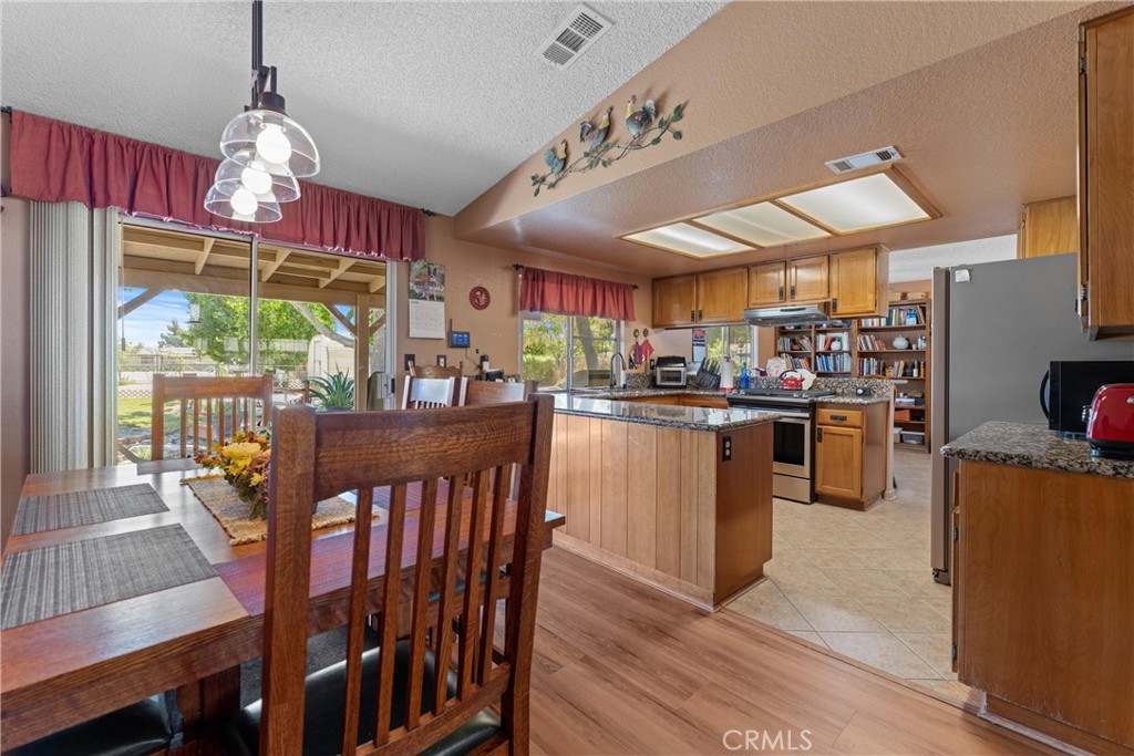 MLS #SR25260608 image #5