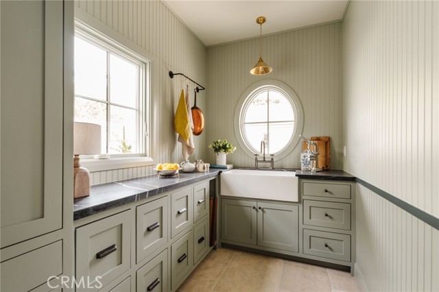 MLS #SR25260632 image #16