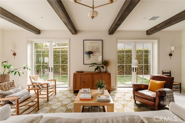 MLS #SR25260632 image #7