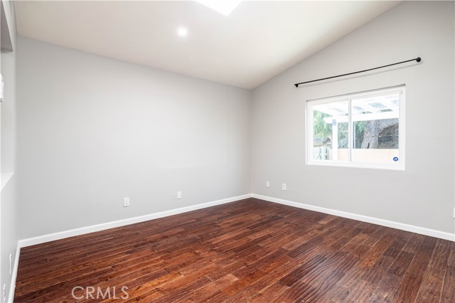 MLS #SR25260647 image #13