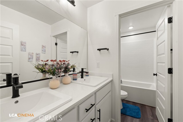 MLS #SR25260654 image #12