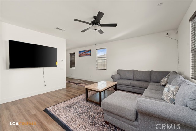 MLS #SR25260654 image #9