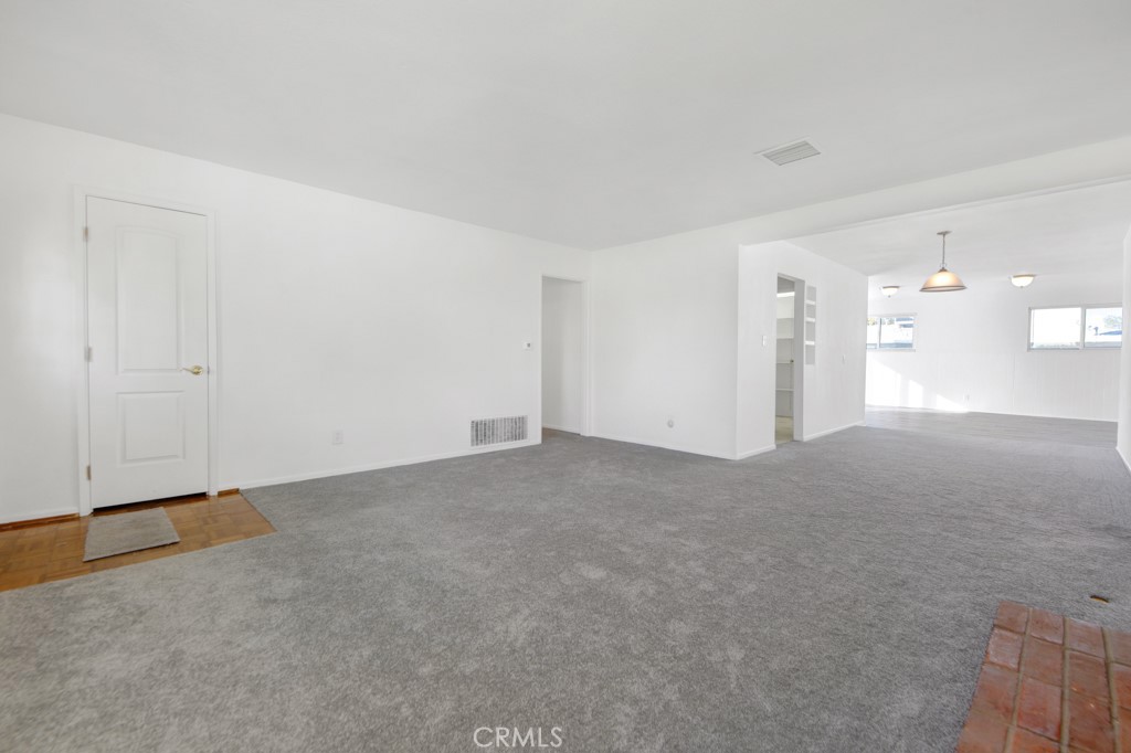 MLS #SR25260687 image #6