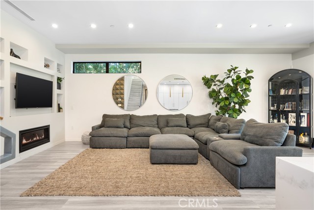 MLS #SR25260689 image #5