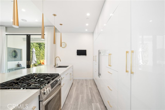 MLS #SR25260689 image #8