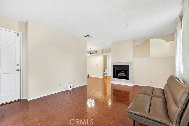 MLS #SR25260714 image #12