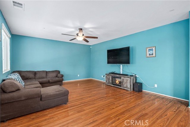 MLS #SR25260746 image #5