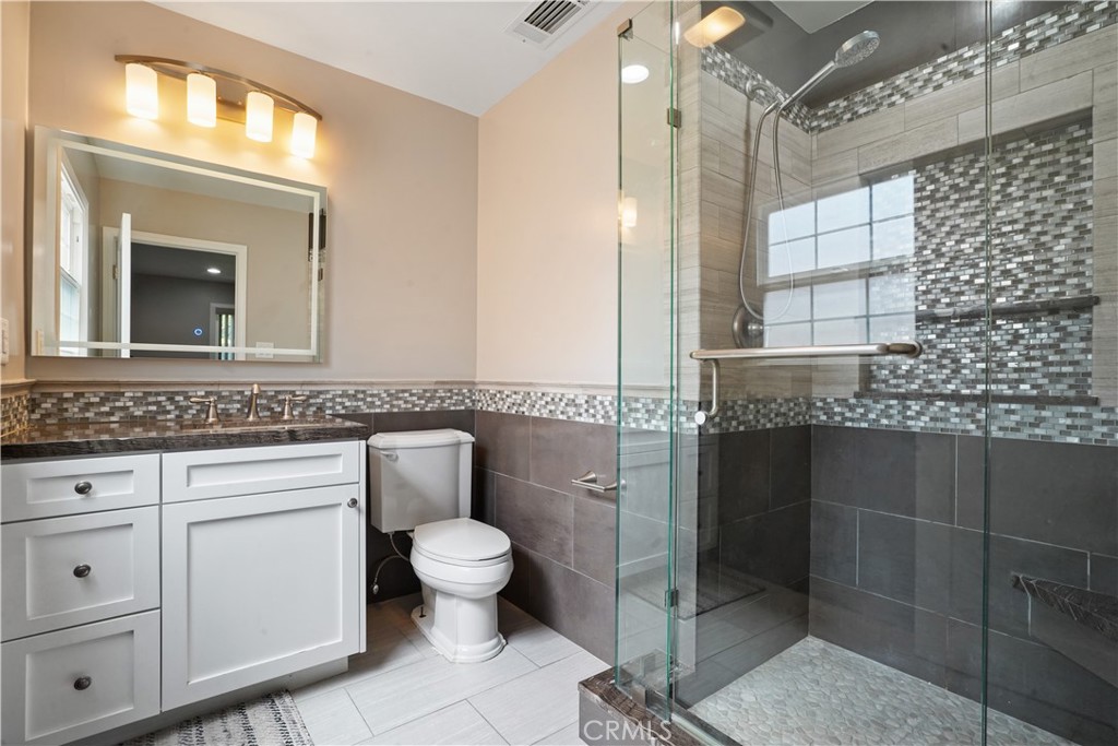 MLS #SR25260763 image #16