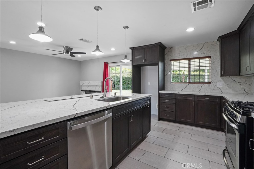 MLS #SR25260763 image #5