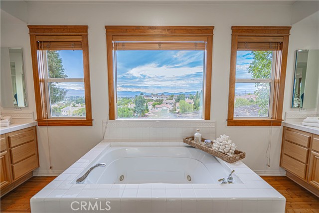 MLS #SR25260772 image #38