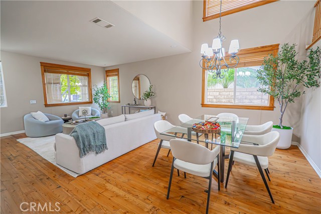 MLS #SR25260772 image #6