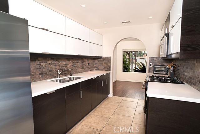 MLS #SR25260783 image #4