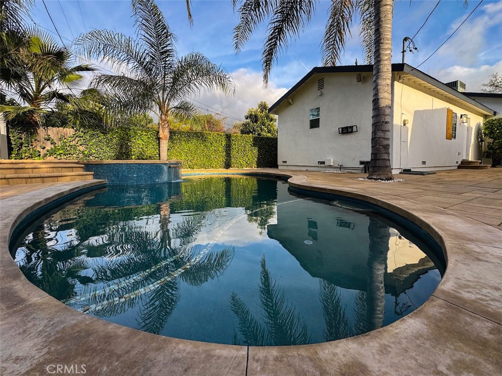 MLS #SR25260846 image #7