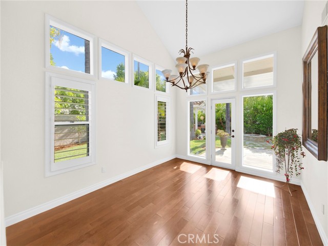 MLS #SR25260861 image #12