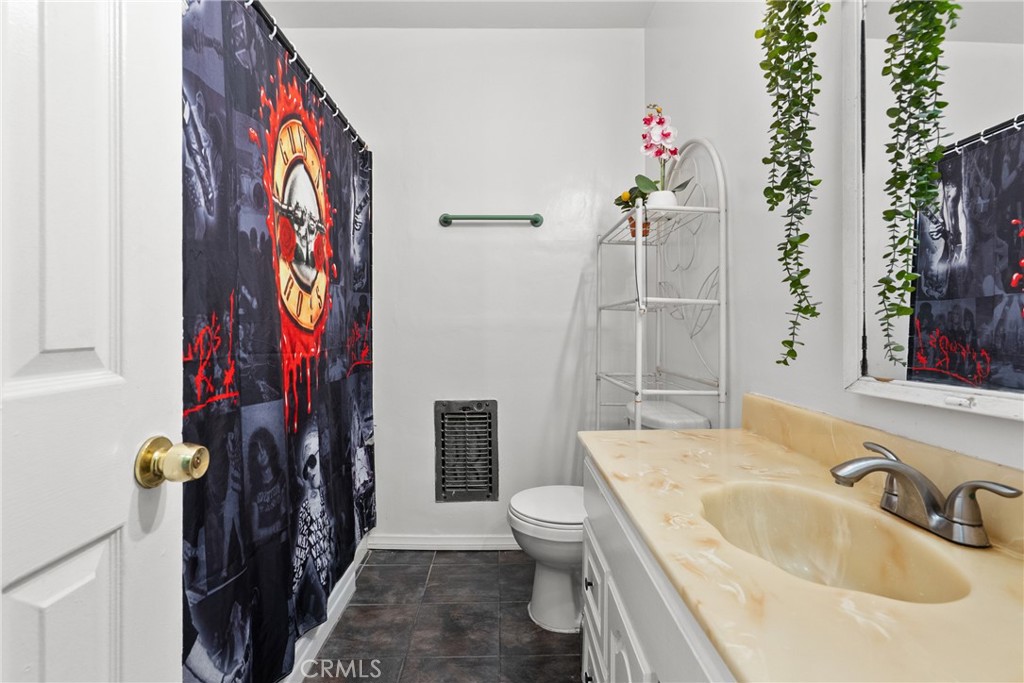 MLS #SR25260876 image #13