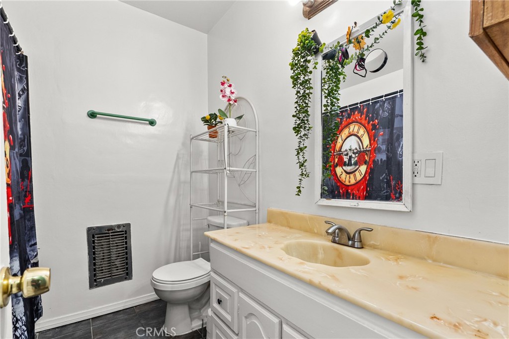 MLS #SR25260876 image #14