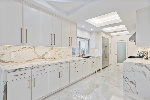 MLS #SR25260880 image #10