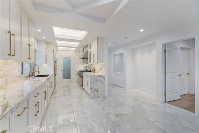 MLS #SR25260880 image #16