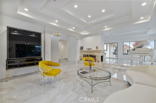 MLS #SR25260880 image #7