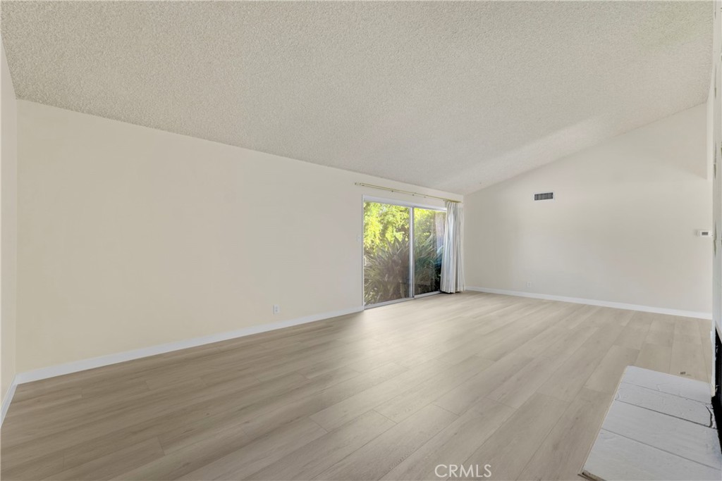 MLS #SR25260946 image #10