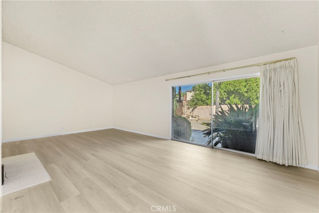 MLS #SR25260946 image #11