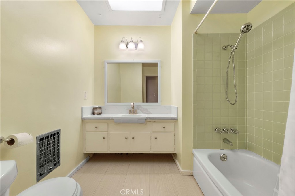 MLS #SR25260946 image #16