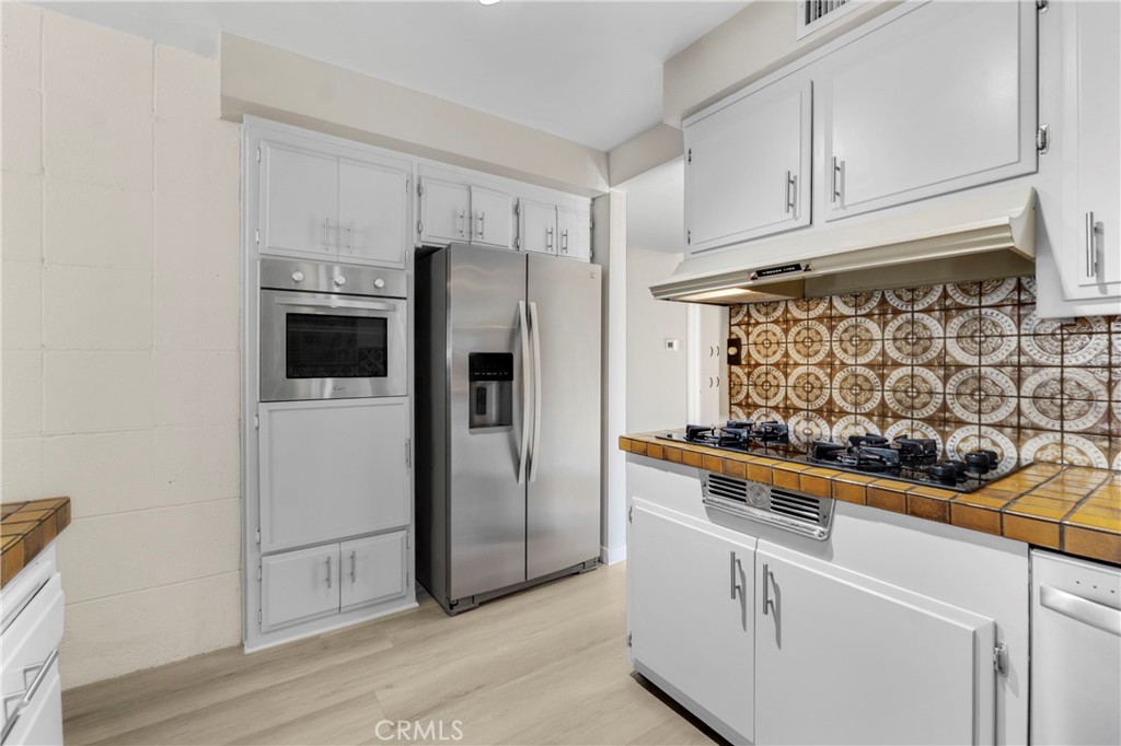 MLS #SR25260946 image #2