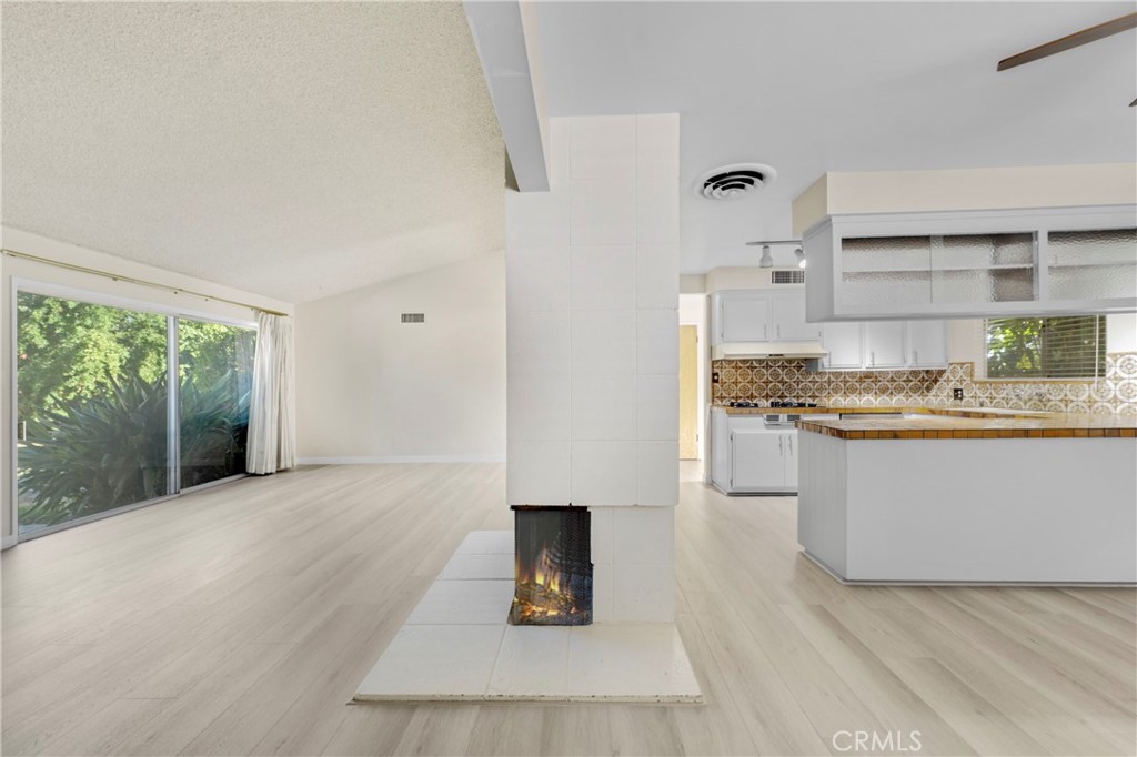 MLS #SR25260946 image #4