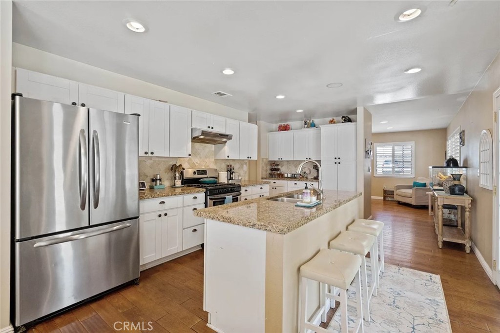 MLS #SR25260957 image #9