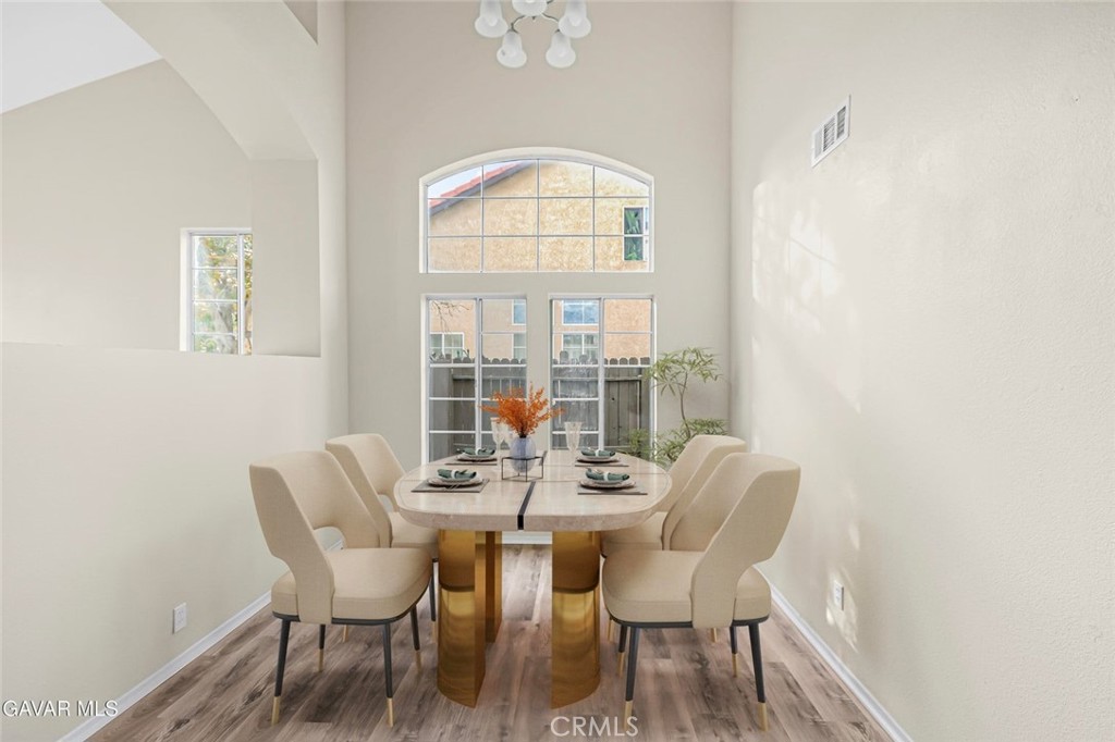 MLS #SR25261000 image #2