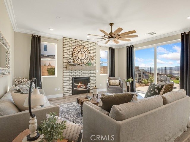 MLS #SR25261066 image #8