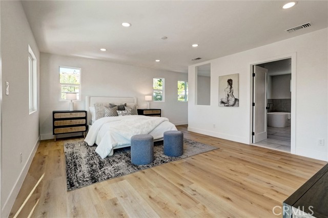 MLS #SR25261140 image #11