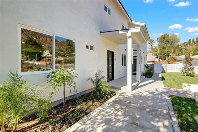 MLS #SR25261140 image #2