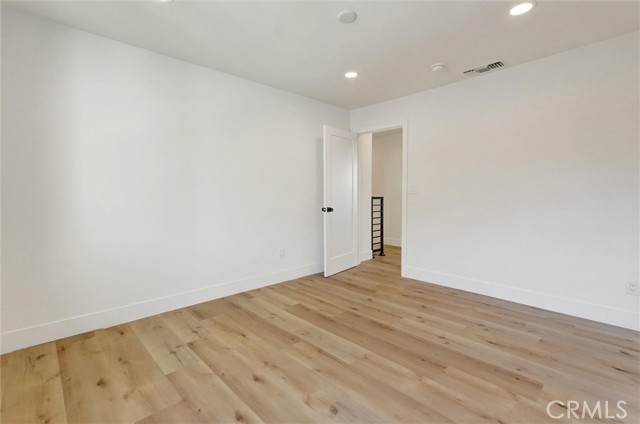 MLS #SR25261140 image #21