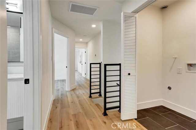 MLS #SR25261140 image #9