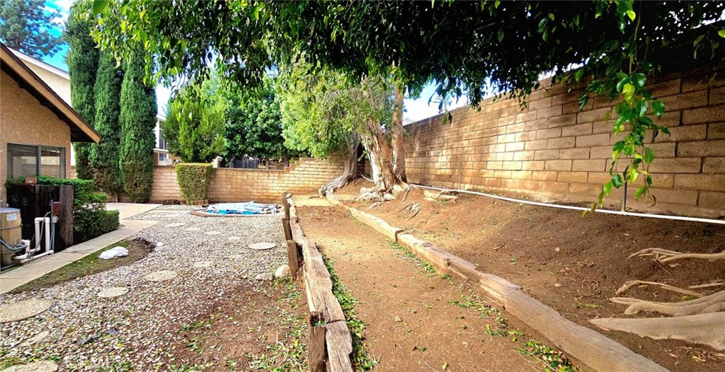 MLS #SR25261195 image #9