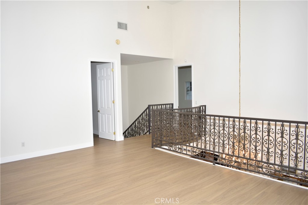 MLS #SR25261198 image #11