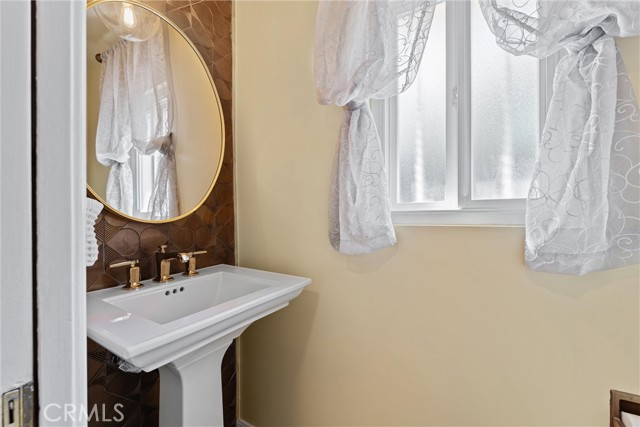 MLS #SR25261208 image #13