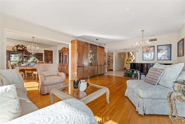 MLS #SR25261208 image #5