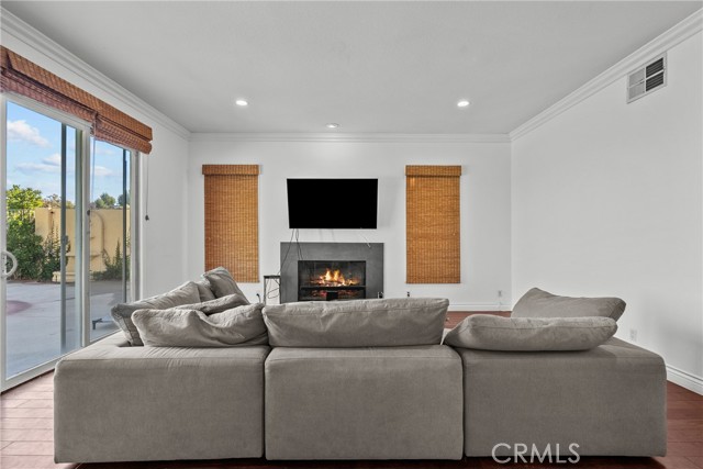 MLS #SR25261213 image #11