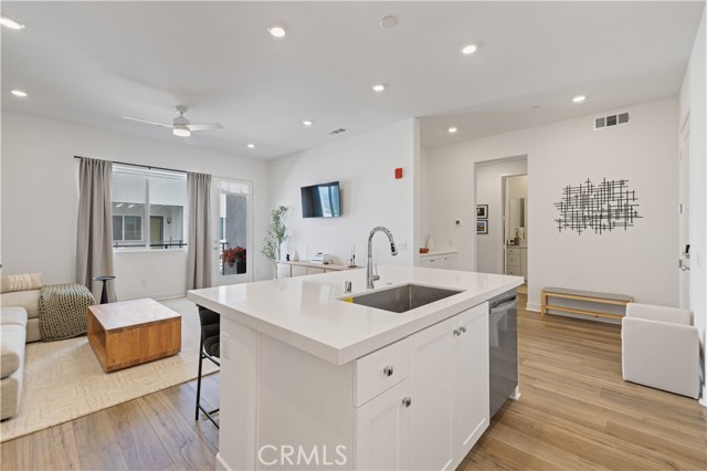 MLS #SR25261287 image #11