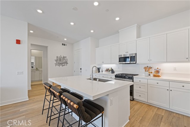 MLS #SR25261287 image #9