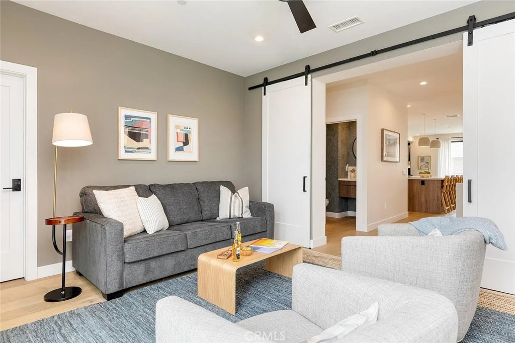 MLS #SR25261308 image #11