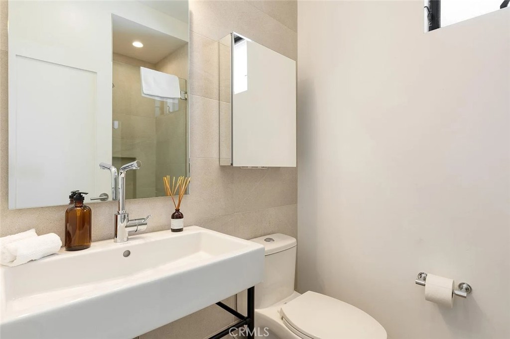 MLS #SR25261308 image #18