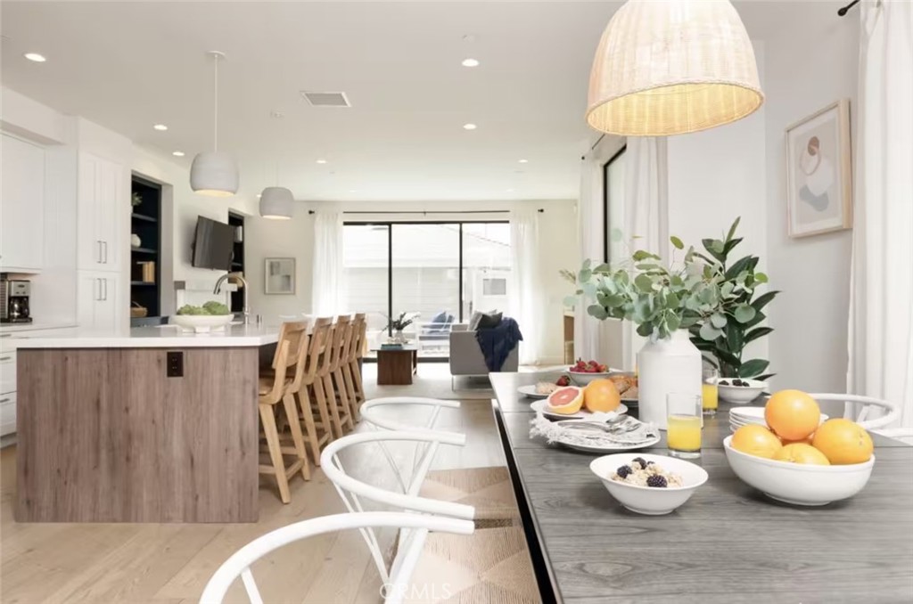 MLS #SR25261308 image #3